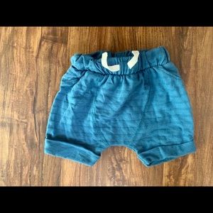 Baby - teal blue shorts